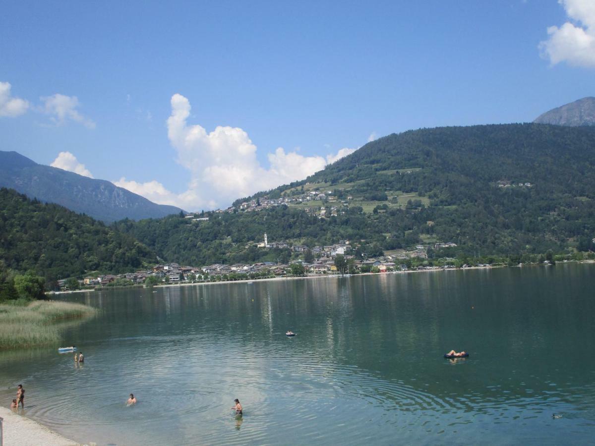 La Perla Del Lago Calceranica al Lago Exterior photo